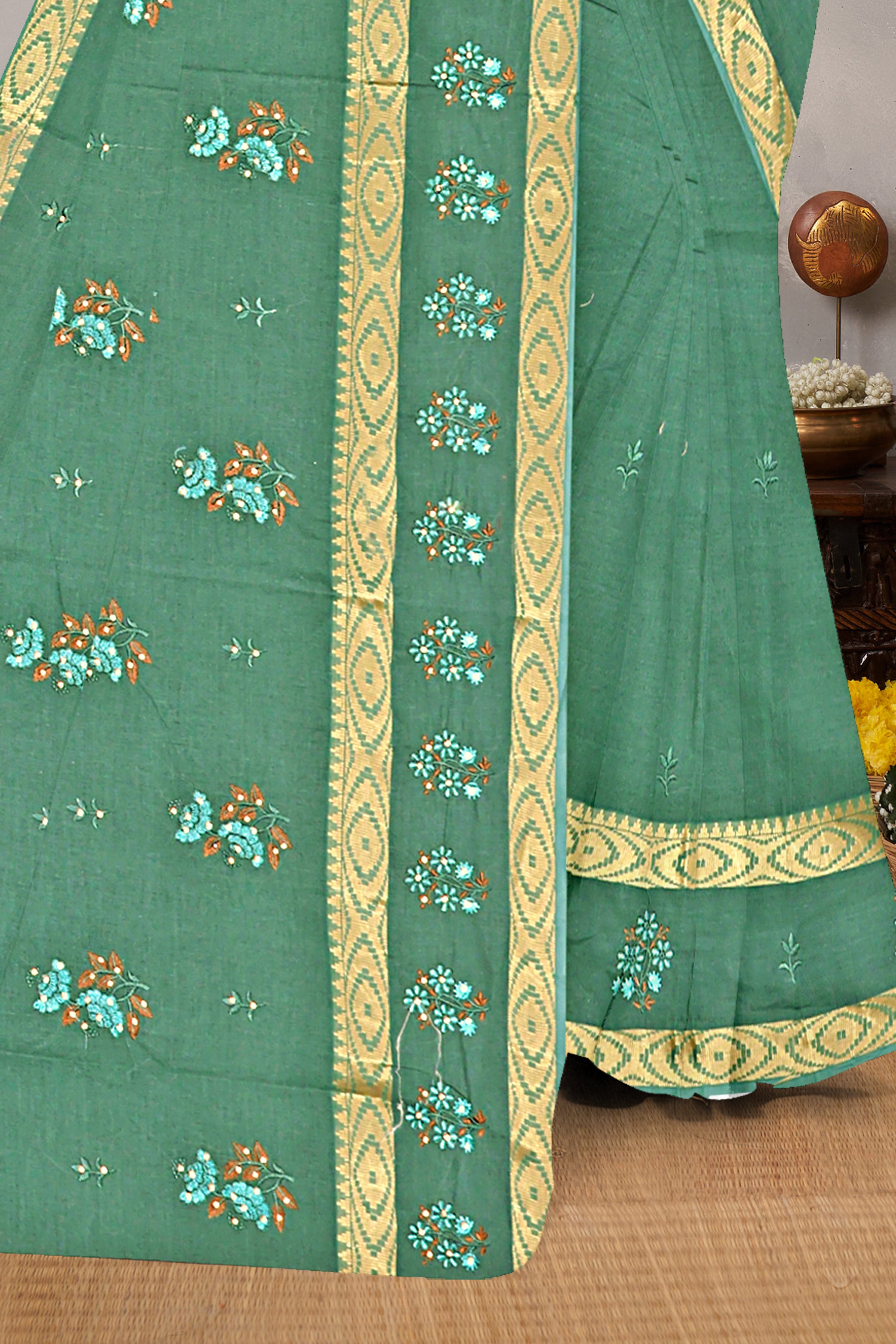 Mehendi Green Floral Embroidered Cotton Saree