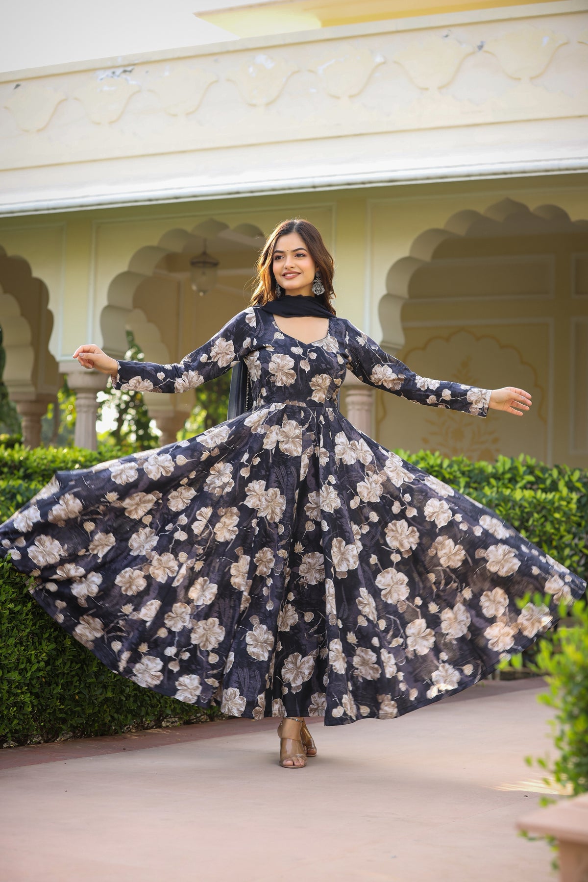 Royal Bloom Anarkali Set