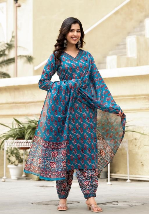 Blue Blossom Printed Kurta Set