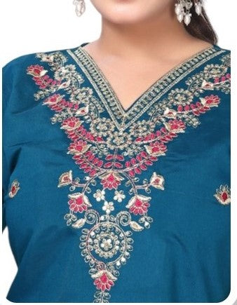 Ocean Royale Roman Silk Set