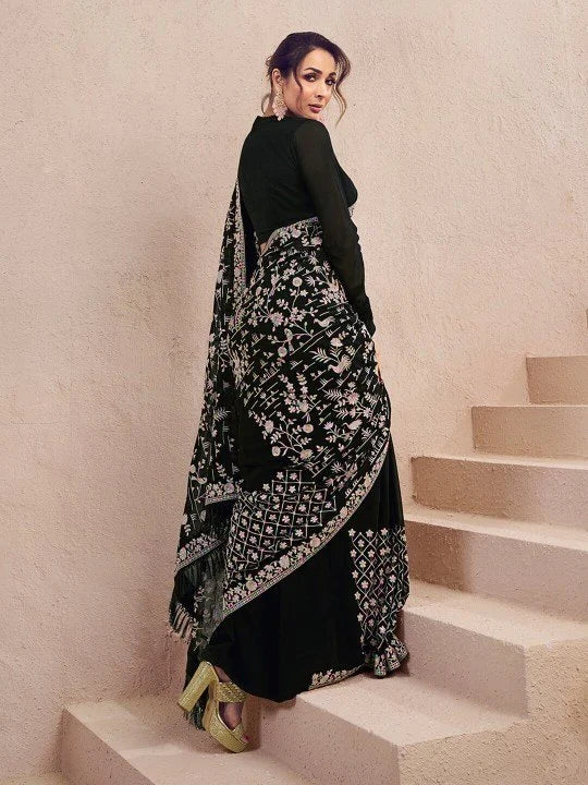 Noor-e-Nazaakat – Black Floral Embroidered Designer Saree